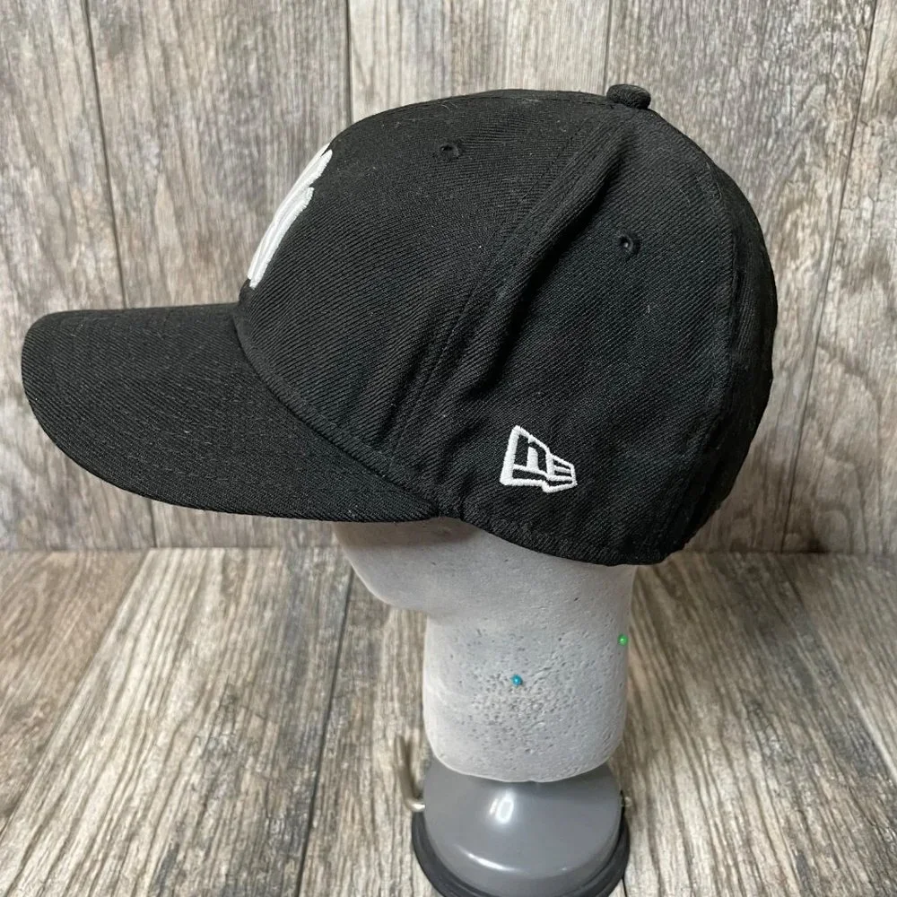 New York NY Yankees MLB Baseball Cap Hat Black Embroidered Adult Size Unisex 7 - Picture 2 of 7